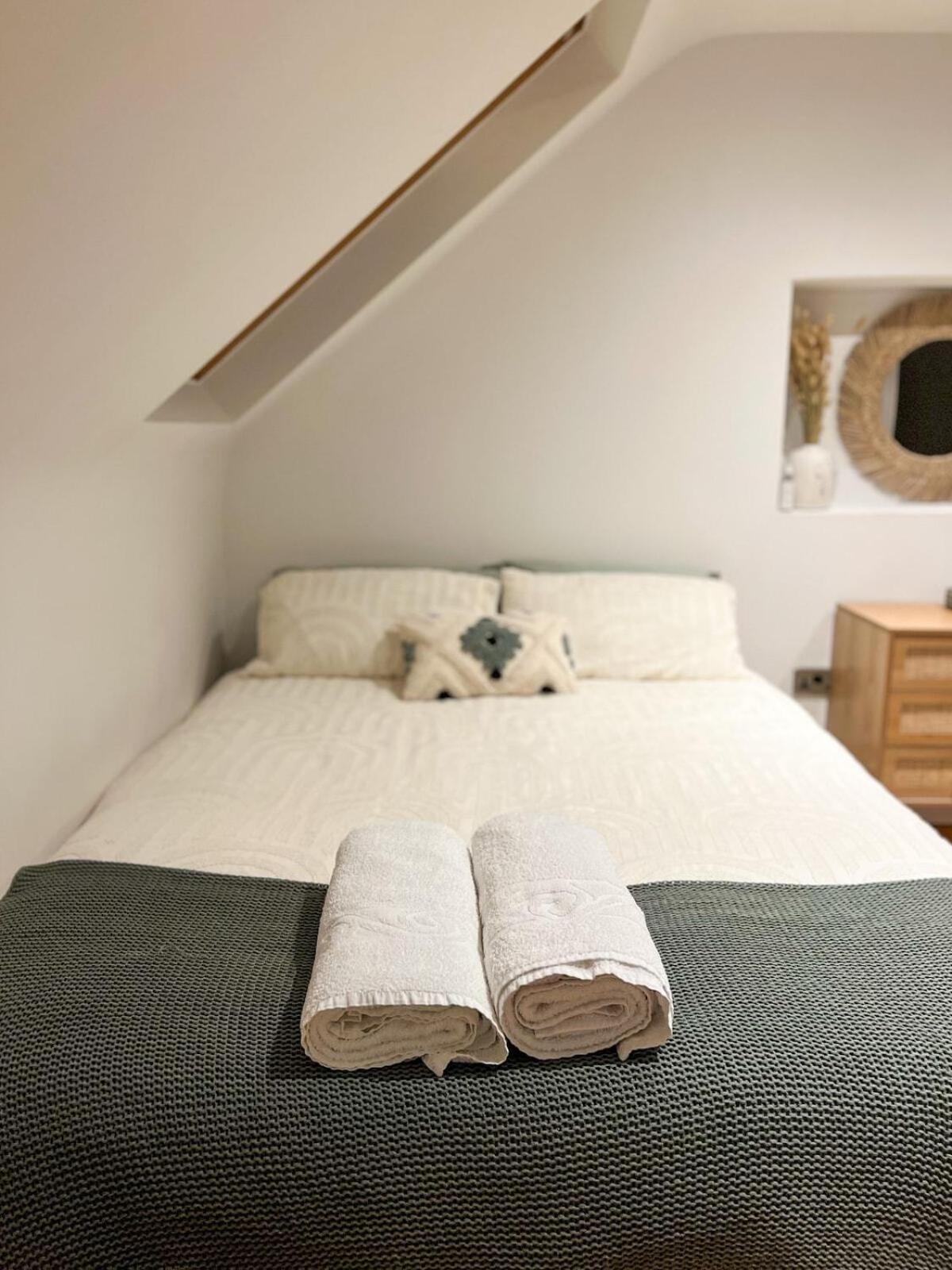 Zozy Happy Land Hotell London Exteriör bild