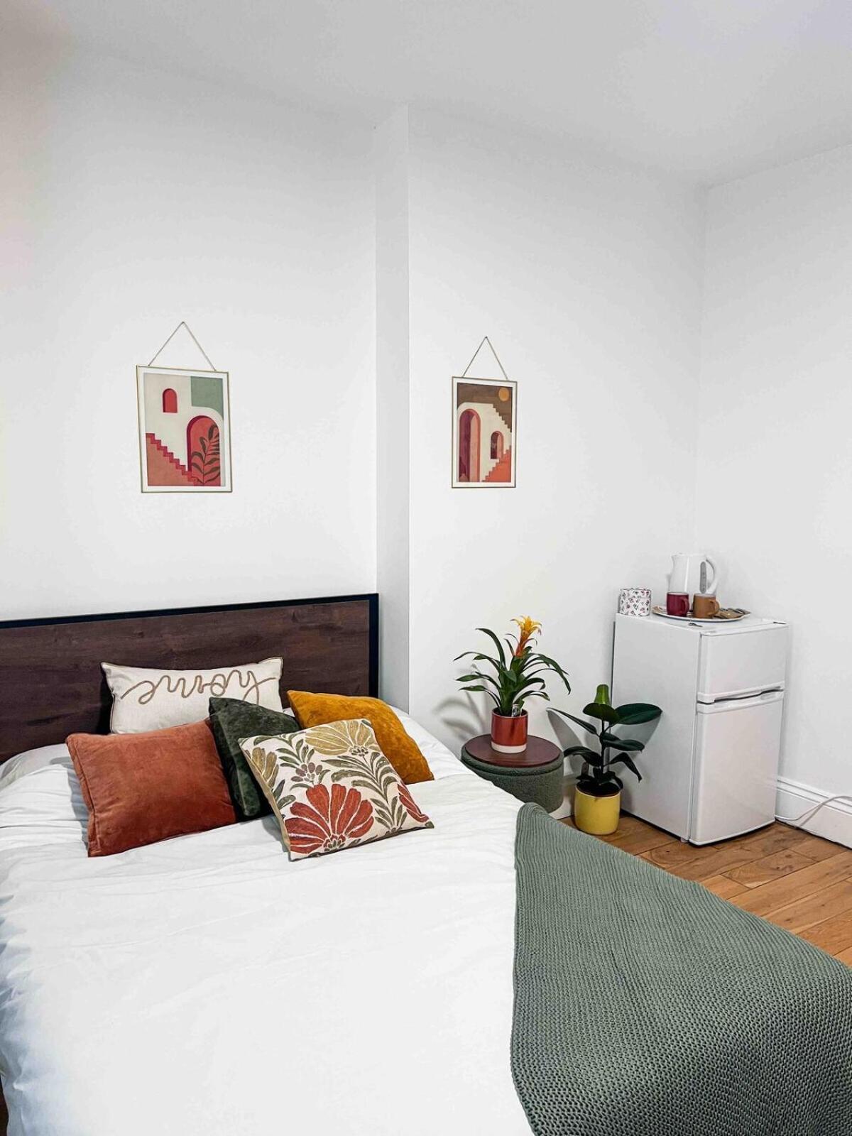 Zozy Happy Land Hotell London Exteriör bild